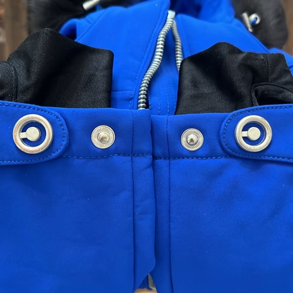 Women’s NILS Ski Jacket w/ Fur on Detachable Hood (Sz 6) Mint Condition - Picture 8 of 10